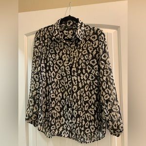 Adorable black and white print The Kooples blouse.